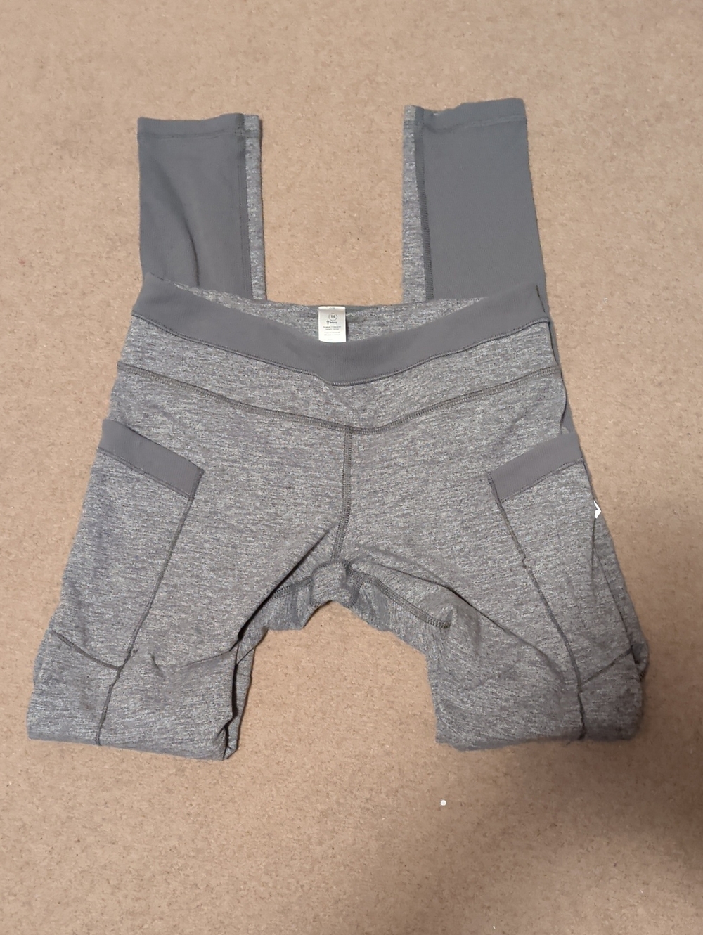 Ivivia size 14